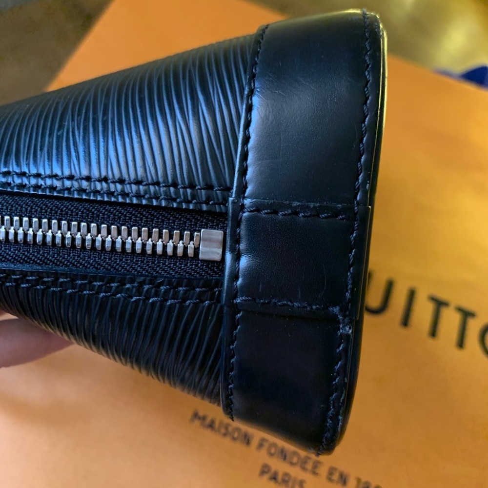 Louis vuitton alma bb epi - Picture 9 of 14
